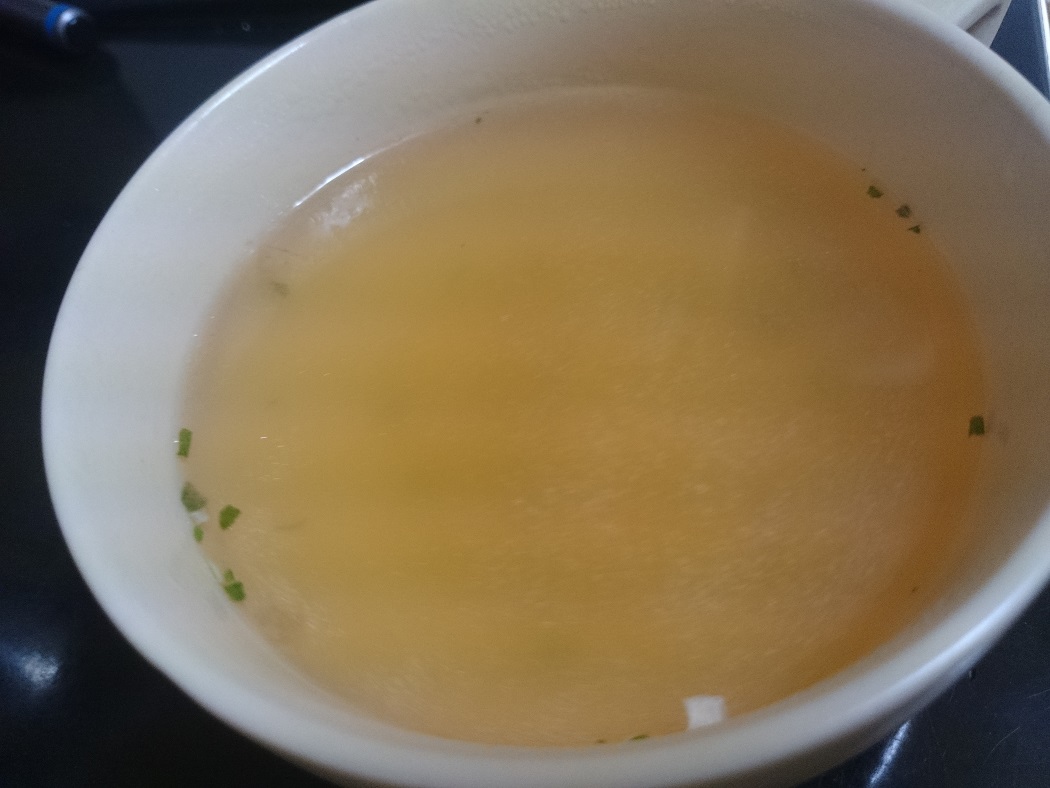 焼そば弁当の中華スープ