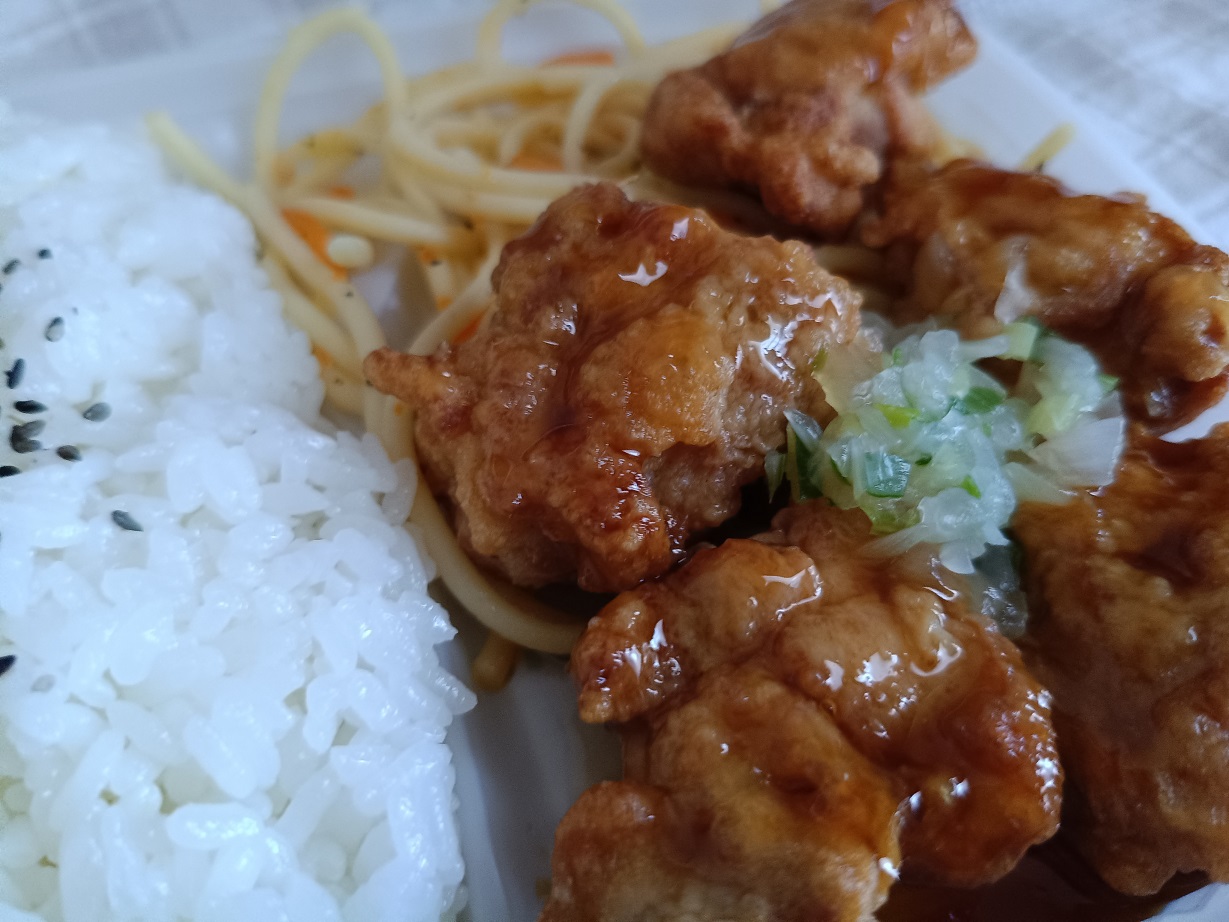 セブンイレブン「油淋鶏弁当」2