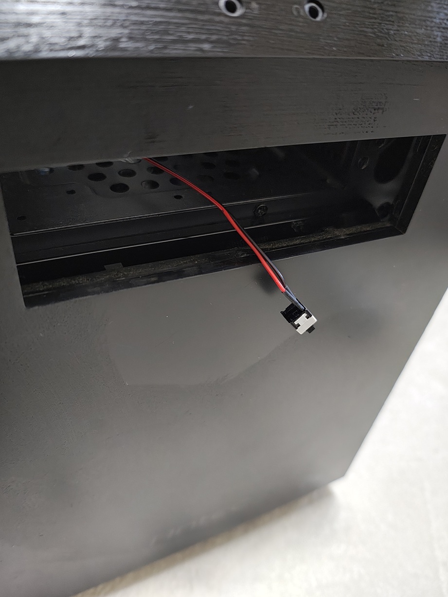 アンテックのPCケース「P50」の電源ボタンの不具合