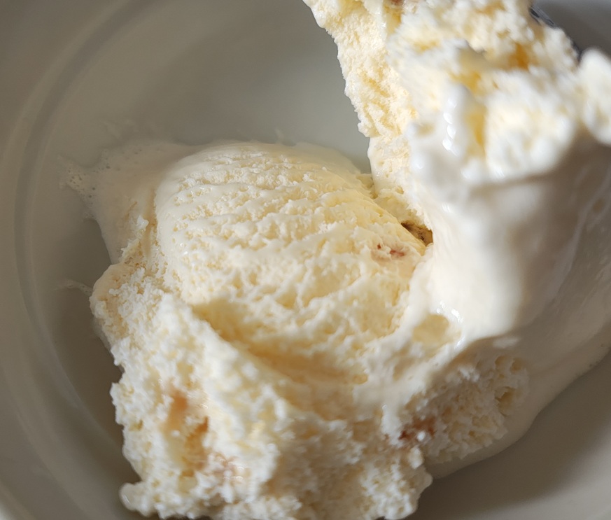 イオン「ダブルキャラメルアイスクリーム」