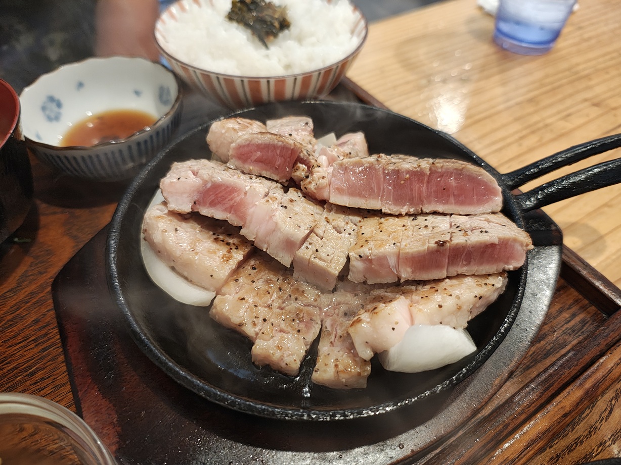 十一の豚ステーキ（ラージ）